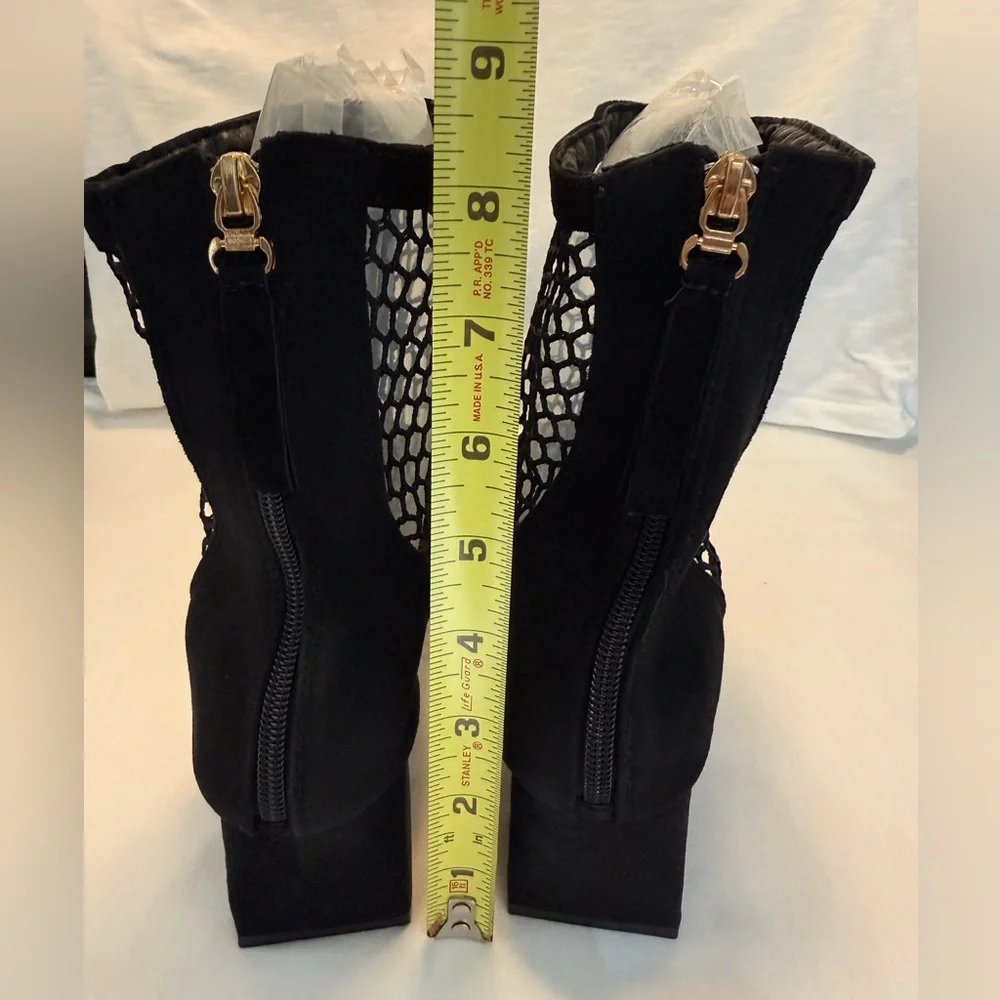 NWOT (Never Worn) Women’s Black Mesh Suede Contemporary Women’s Boots Size 8 - Picture 10 of 12